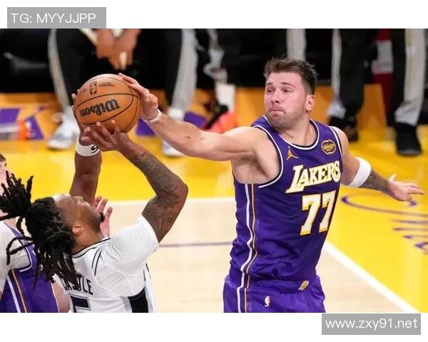 东契奇轰35+9+13迎5连胜!艾顿22+10统治内线,文班19分又被锁死 东契奇轰35+9+13迎5连胜!艾顿22+10统治内线,文班19分又被锁死